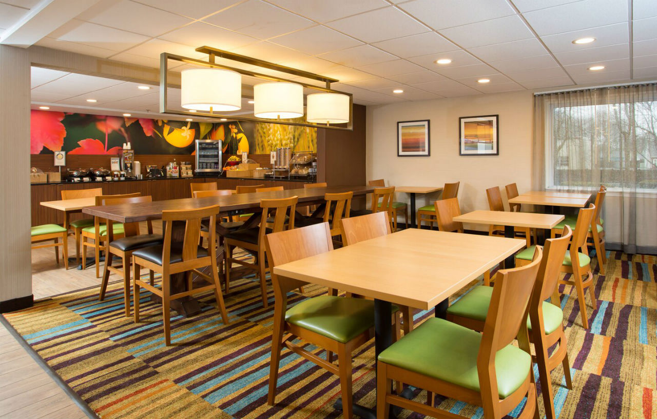 Fairfield Inn Boston Дедхэм Экстерьер фото